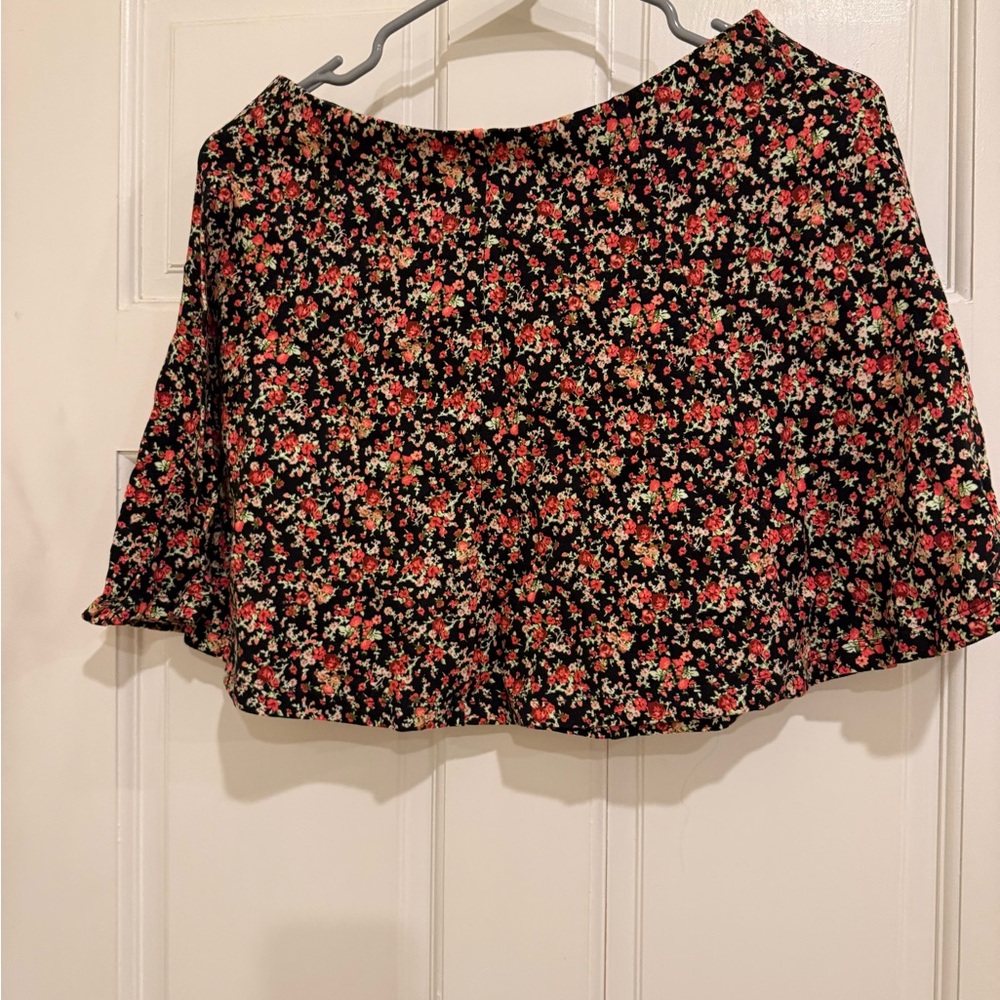 Forever 21 Black Floral Skirt